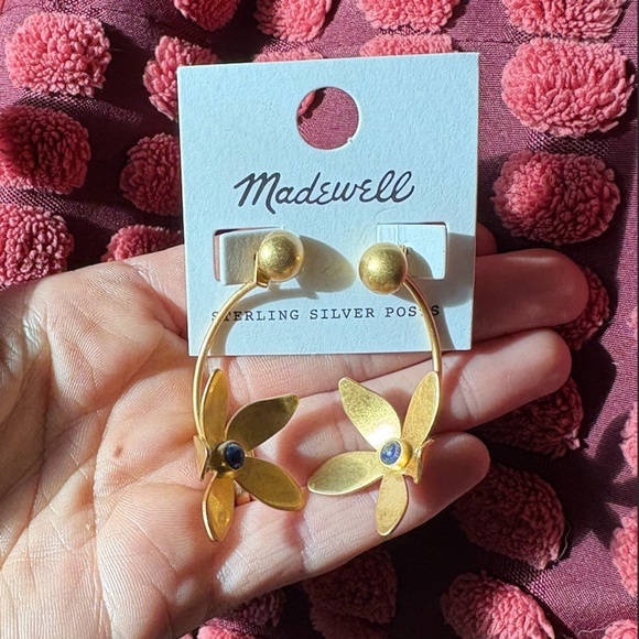 Madewell Petalstem Statement Earrings - Picture 2 of 3